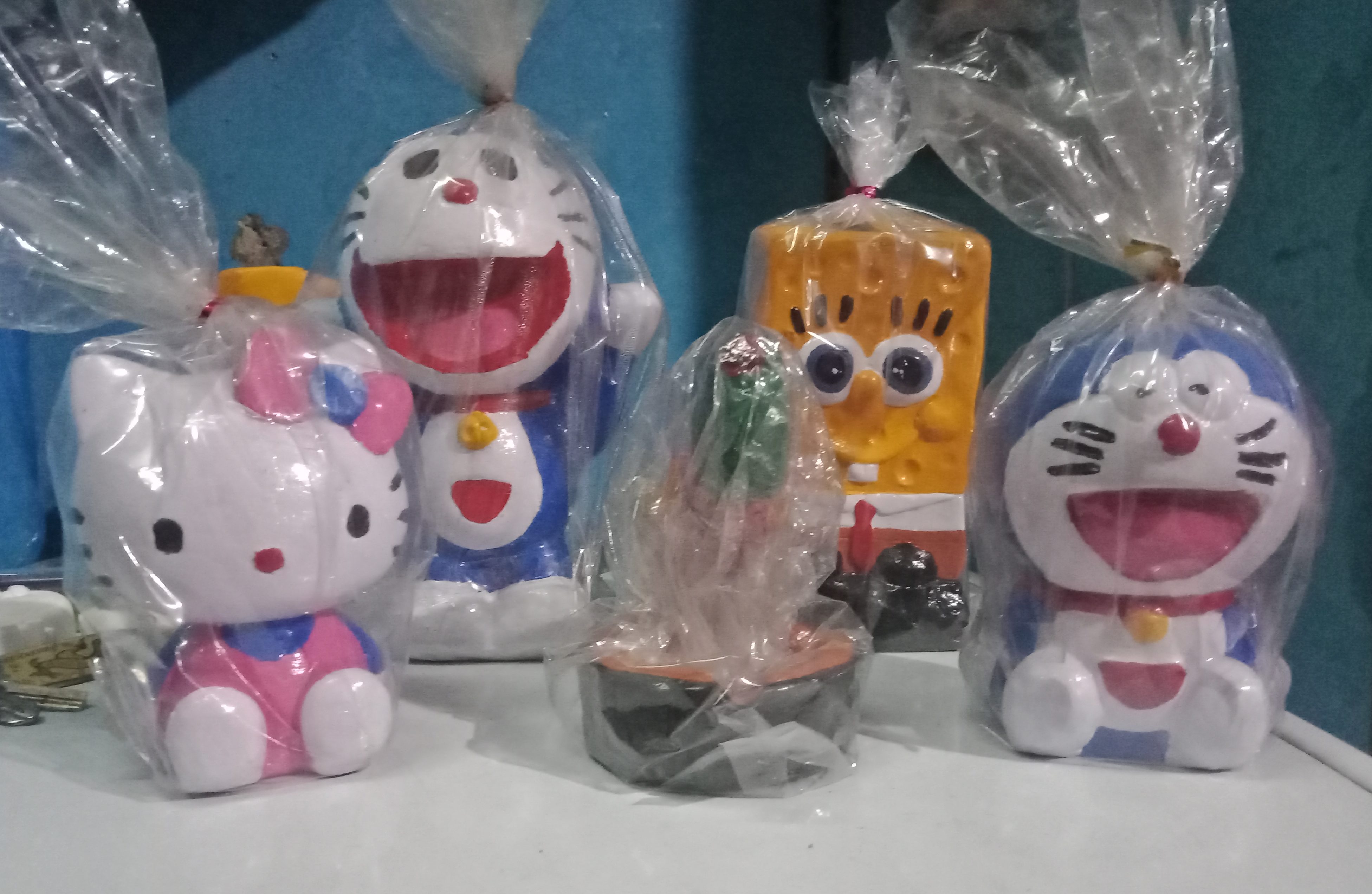 CELENGAN KARAKTER/MAINAN EDUKASI / PAKET MELUKIS PATUNG CELENGAN  / BELAJAR MELUKIS /CETAKAN CELENGAN/GYPSUM